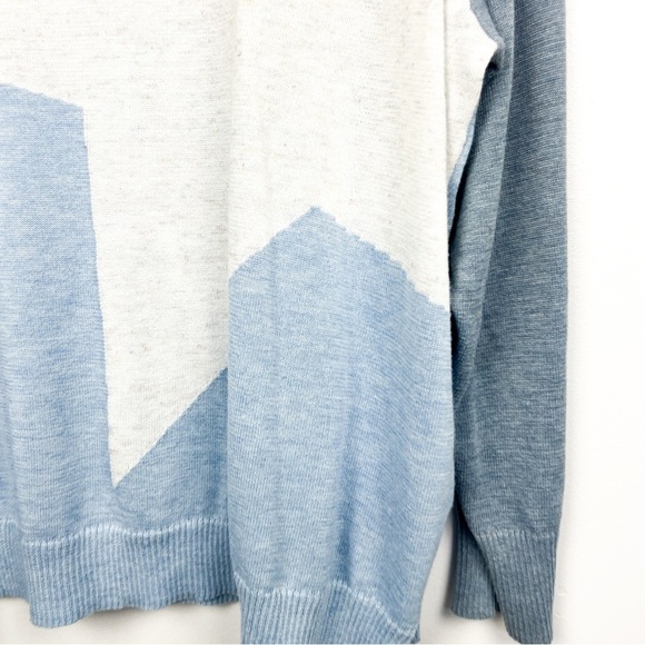 Peyton Primrose Long Sleeve Blue Grey & White Sweater with Star Pattern - Picture 6 of 11